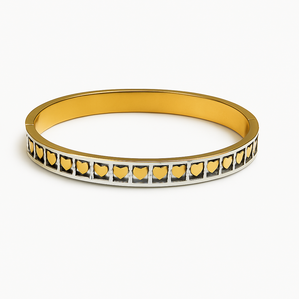 Gold Heart Pattern Bracelet