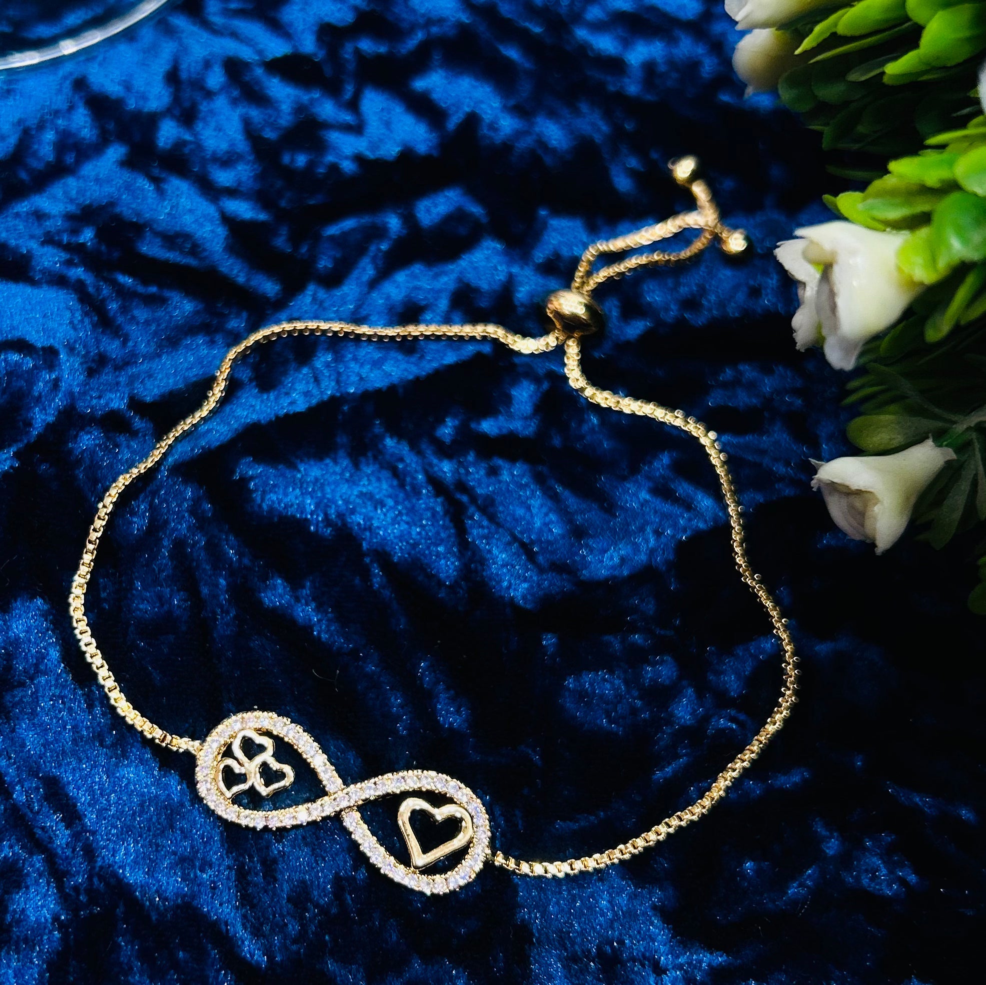 Heart Sparkle Bracelet (Adjustable size)