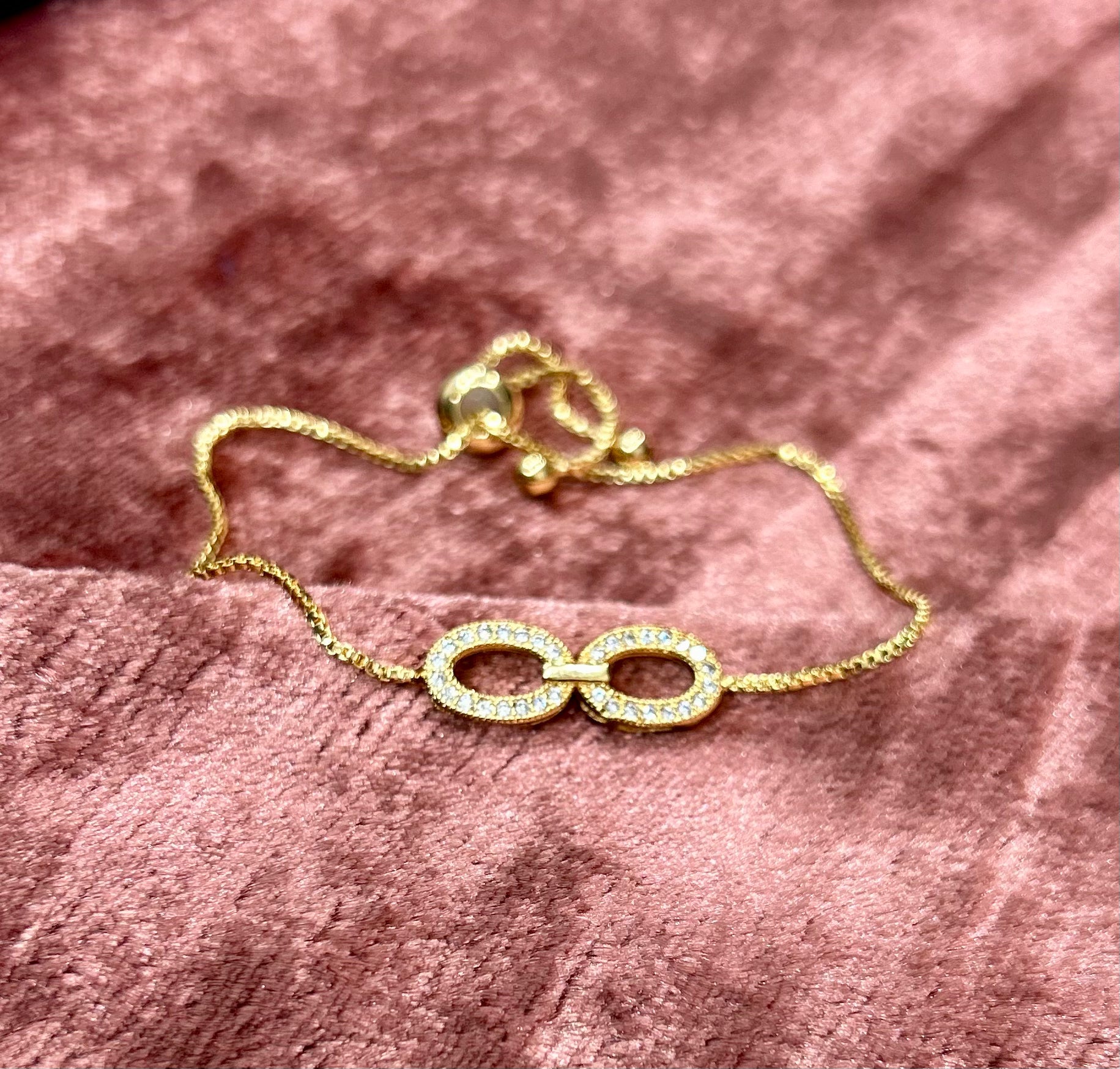 Golden Infinity Bracelet (Adjustable Size)