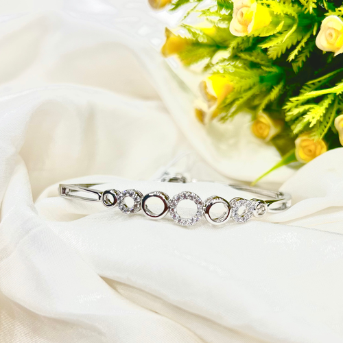 Crystal Circle Elegance Bracelet